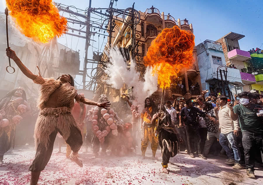 Masan Holi, Varanasi Photography by Shounak Pal