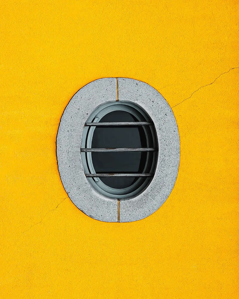 Minimalism in Architectural Photography by Olle L