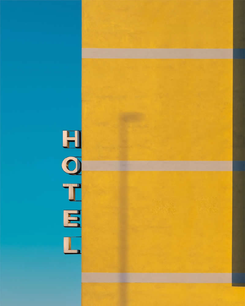 Minimalism in Architectural Photography by Olle L