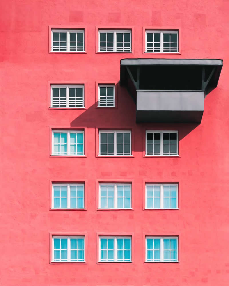 Minimalism in Architectural Photography by Olle L