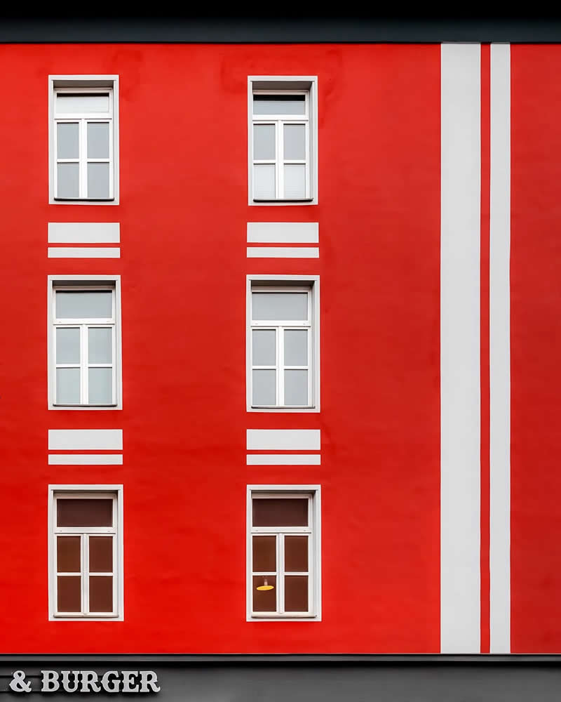 Minimalism in Architectural Photography by Olle L