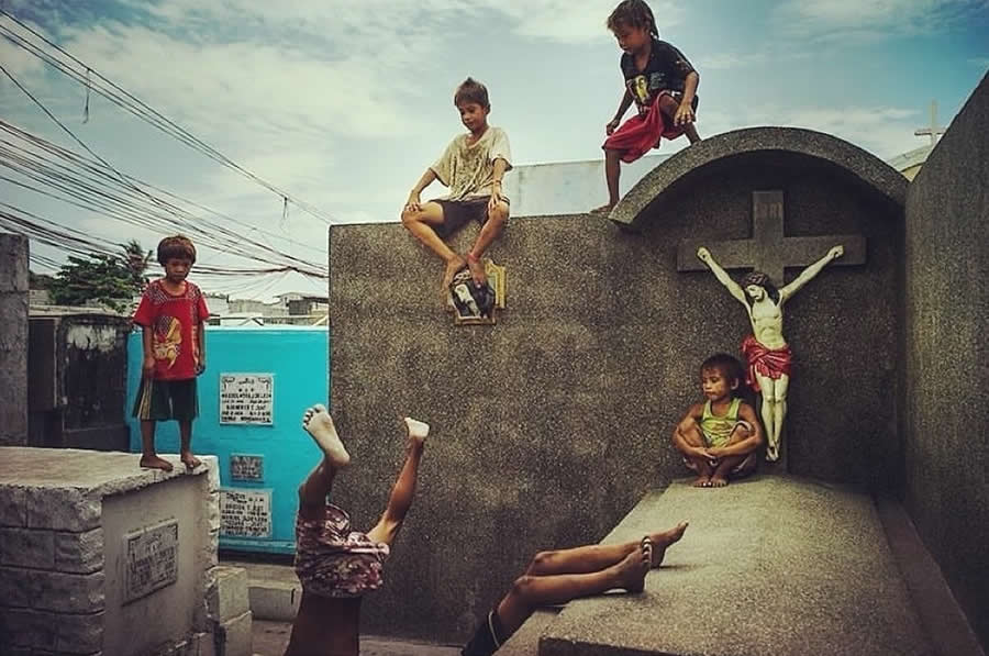 Philippines Street Photography by Arsenio Jr Nidoy