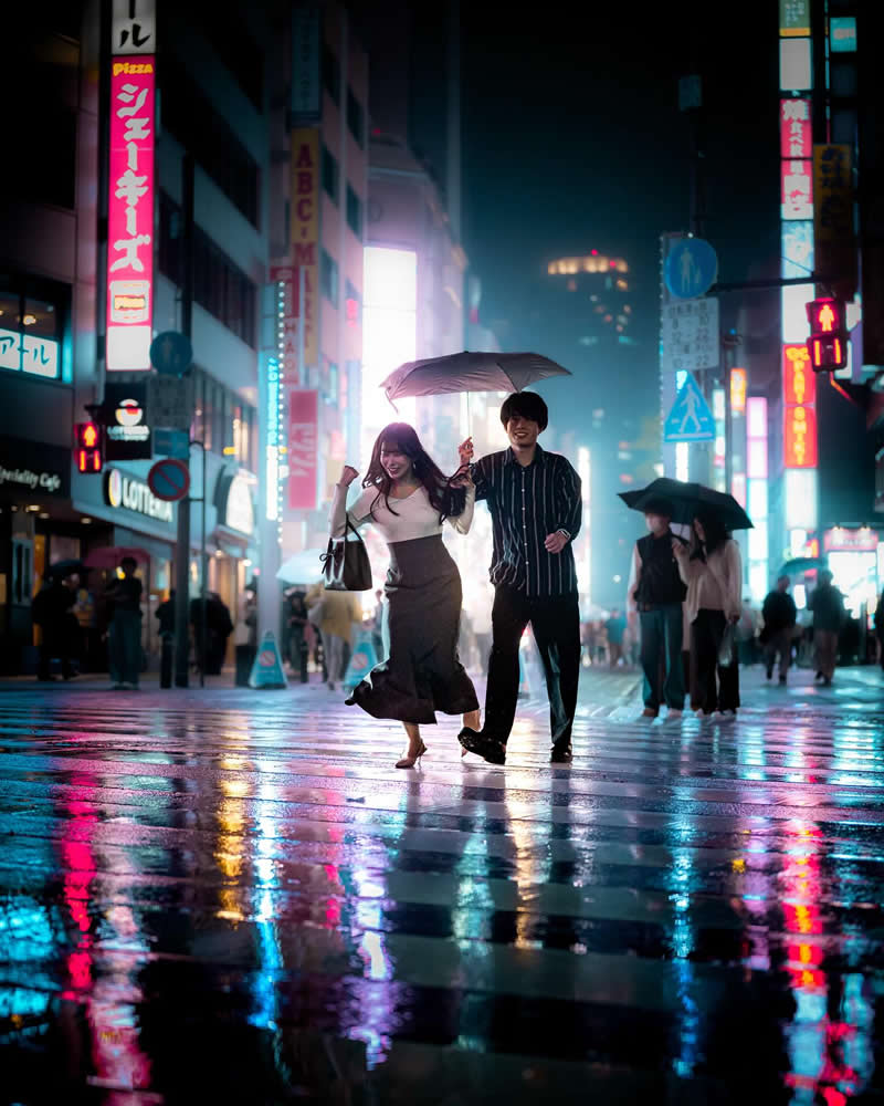 Tokyo Night Street Photography by Tim Hiorns