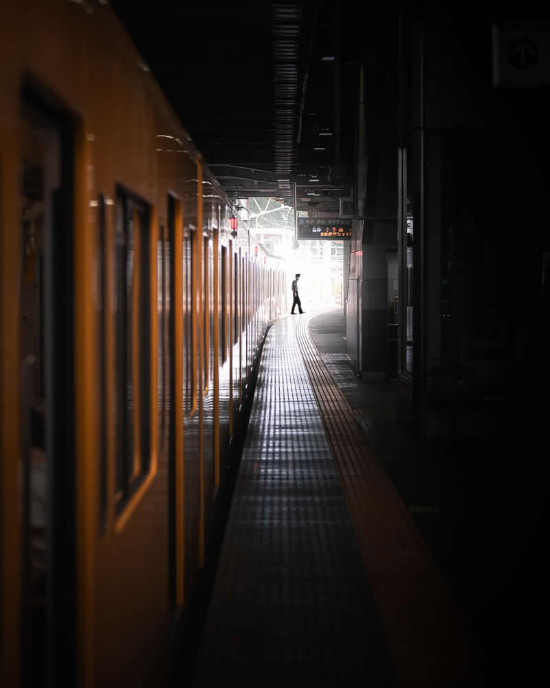 Tokyo Night Street Photography by Tim Hiorns