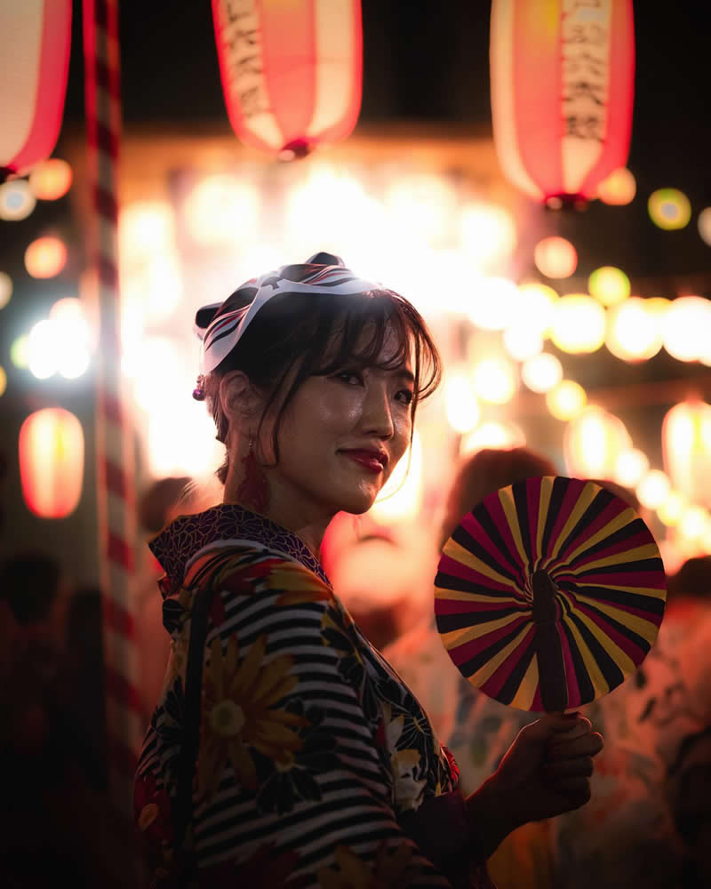 Tokyo Night Street Photography by Tim Hiorns