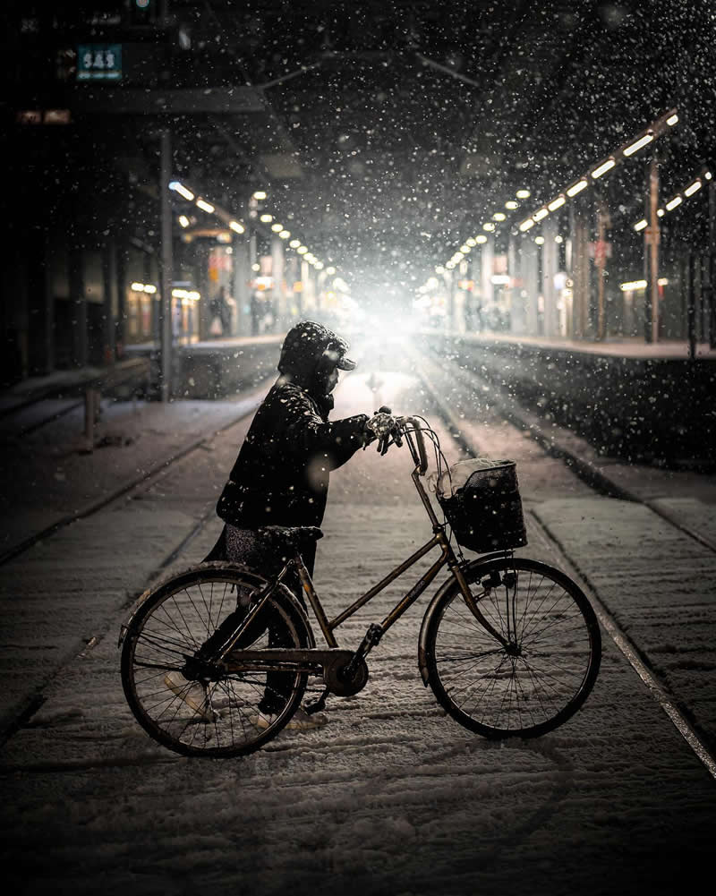 Tokyo Night Street Photography by Tim Hiorns