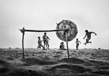 Award-Winning Street Photos That Capture Life at Its Most Vivid