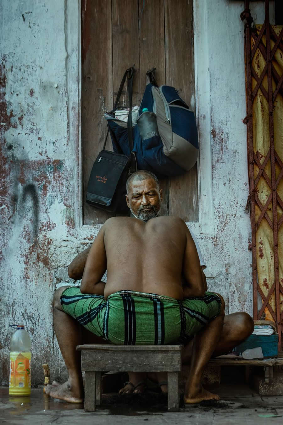 Award-Winning Street Photos from the 35 Photography Awards
