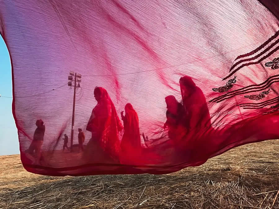 AAP Magazine Awards on the Theme of Shadows