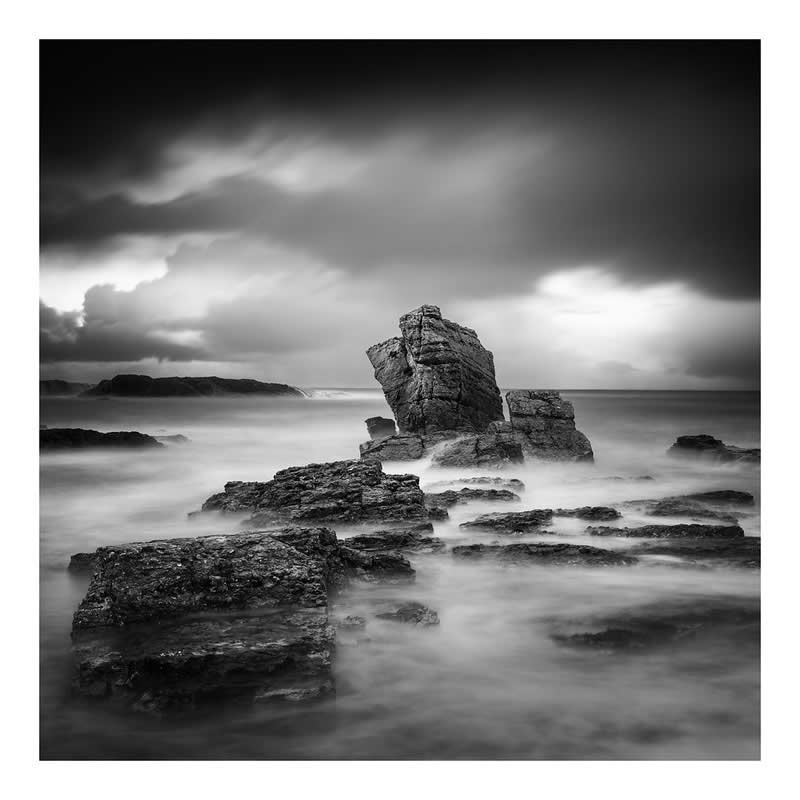 Black and White Landscape Photography by Jay Vulture