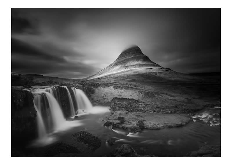 Black and White Landscape Photography by Jay Vulture