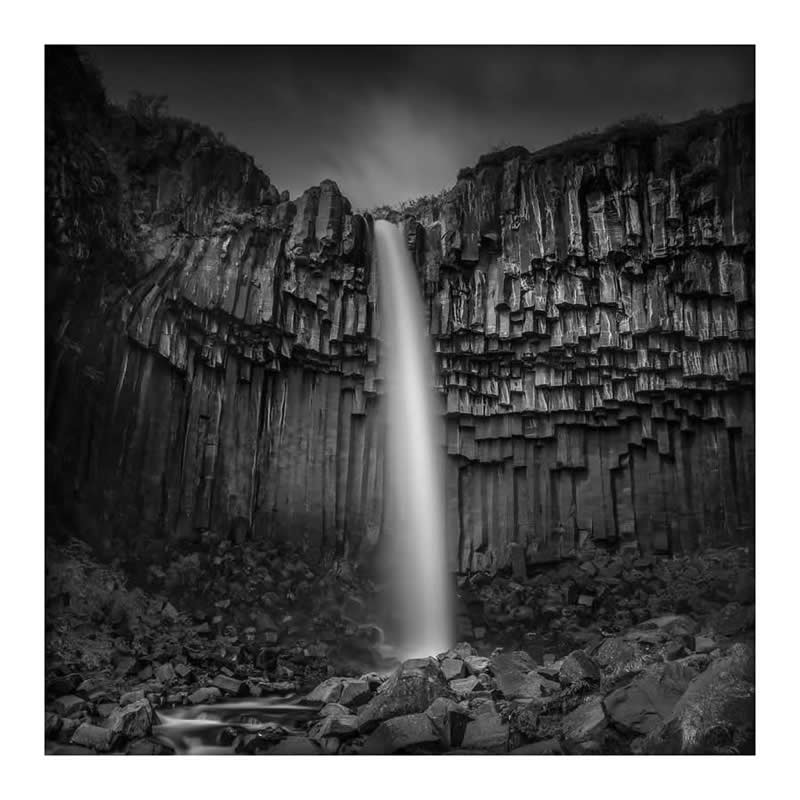 Black and White Landscape Photography by Jay Vulture