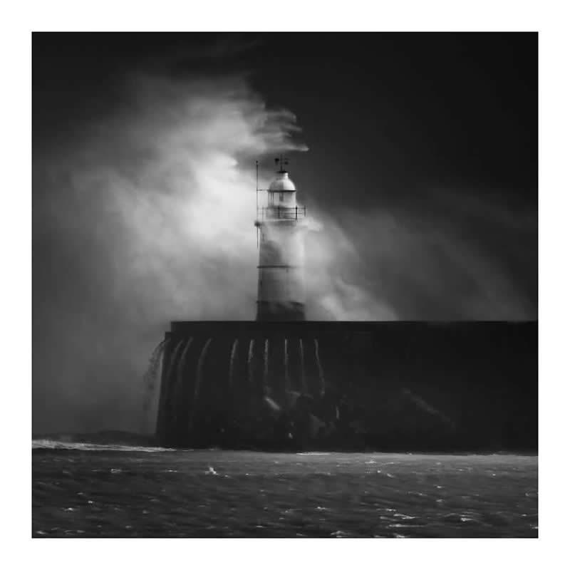 Black and White Landscape Photography by Jay Vulture