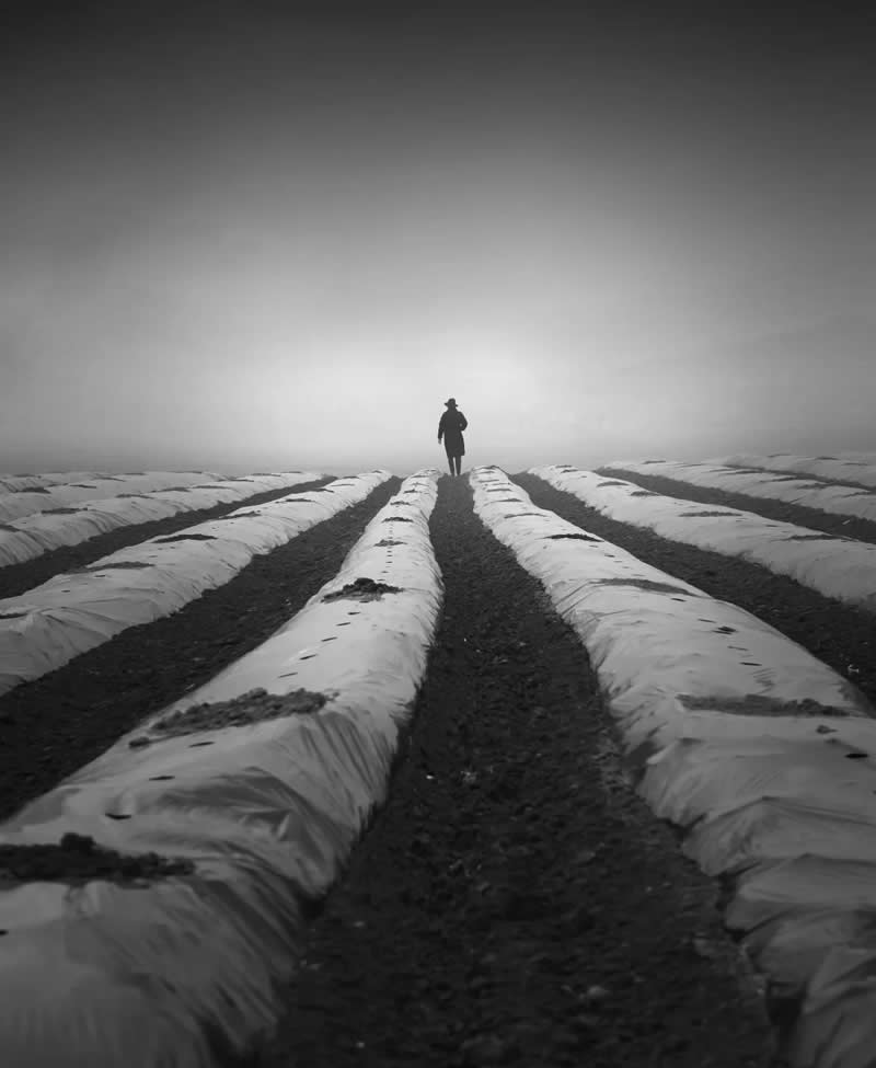 Black and White Photography by Wonjong Seo