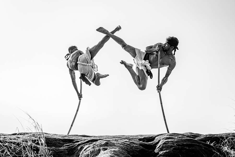 35 Photography Awards Black and White Photos