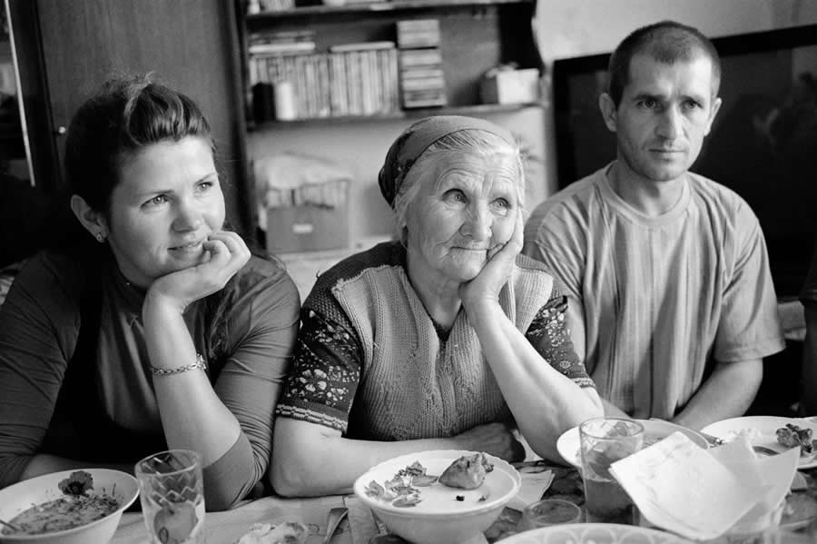 Documentary Photography by Aleksey Myakishev