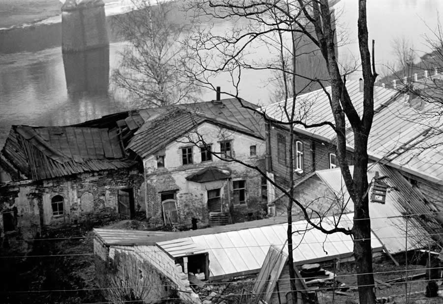 Documentary Photography by Aleksey Myakishev