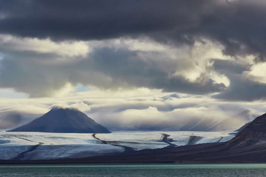Landscape-Winning Photos From The 2025 Fine Art Photography Awards