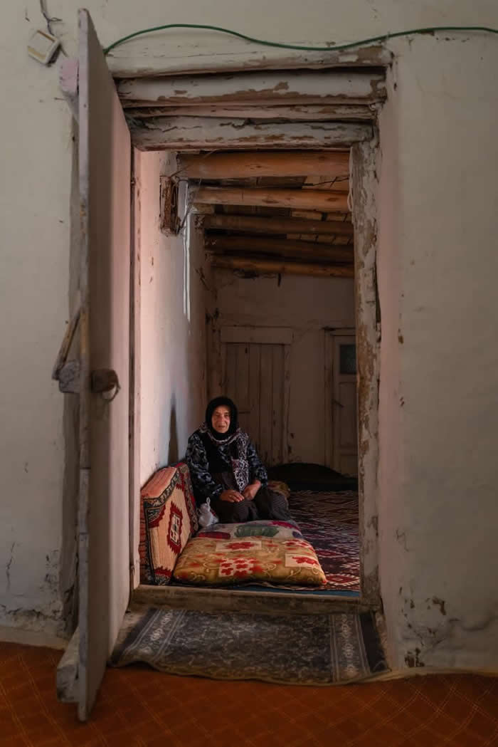 Kurdish Women in Eastern Turkey by Bruno Lavi