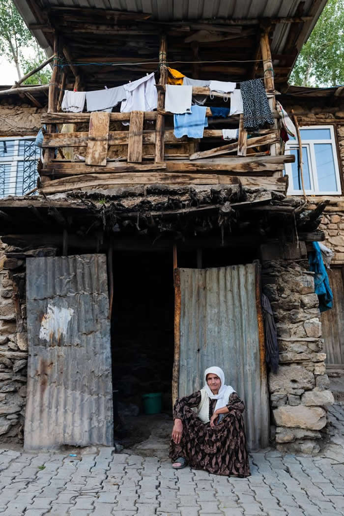 Kurdish Women in Eastern Turkey by Bruno Lavi