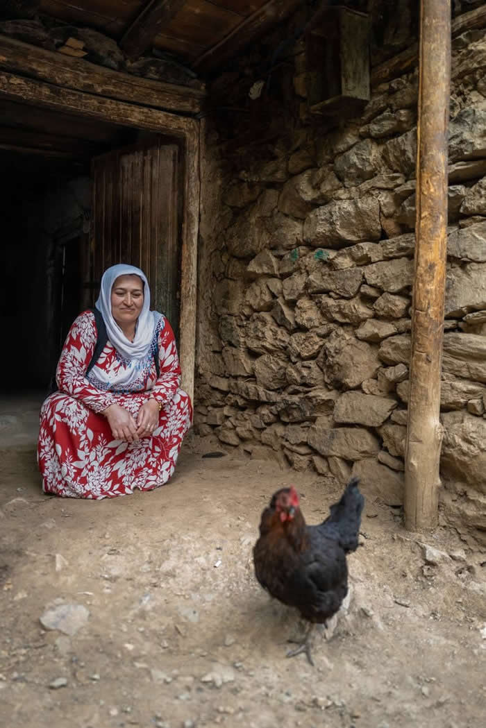 Kurdish Women in Eastern Turkey by Bruno Lavi