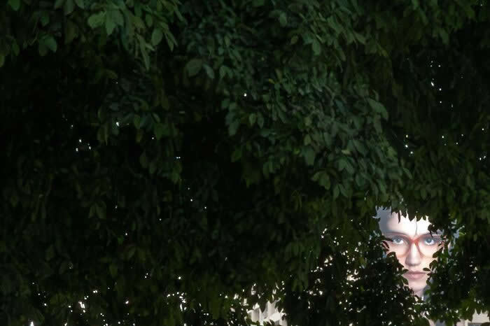 Perfectly Timed Street Moments Captured by Photographer Edas Wong