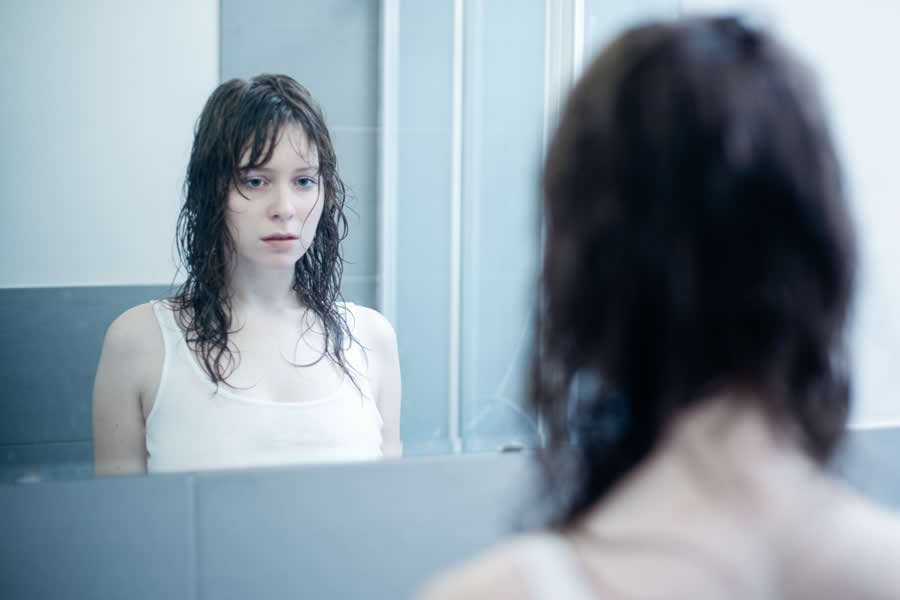 Soulful Self Portrait Photography by Els Vanopstal