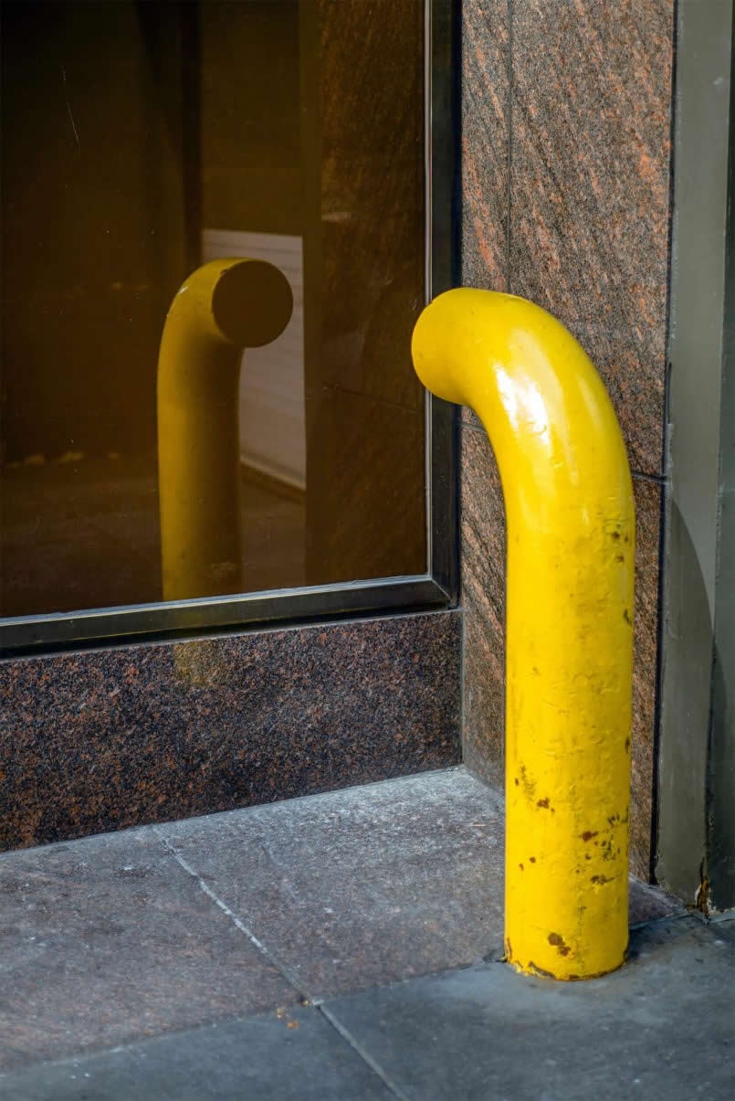 Street Photos with Perfect Timing and Unexpected Moments by Eric Kogan