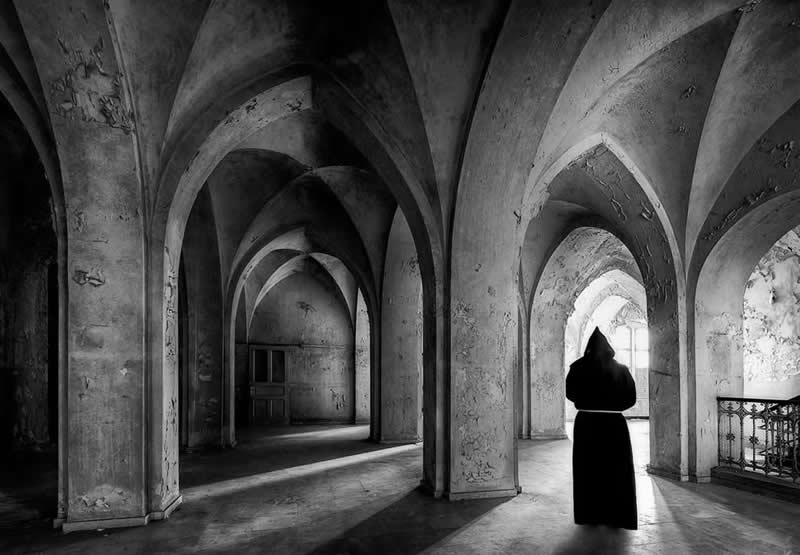 Black-and-White Winning Photos from the Artist Gallery Awards 2025