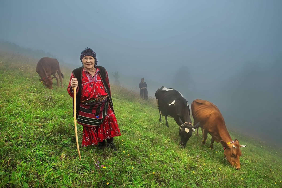 Photographer Aygül Öztürk Captures the Beauty of Turkish Villages in a Celebration of Heritage and Rural Life