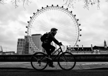 Black and White Street Photography By Alan Schaller