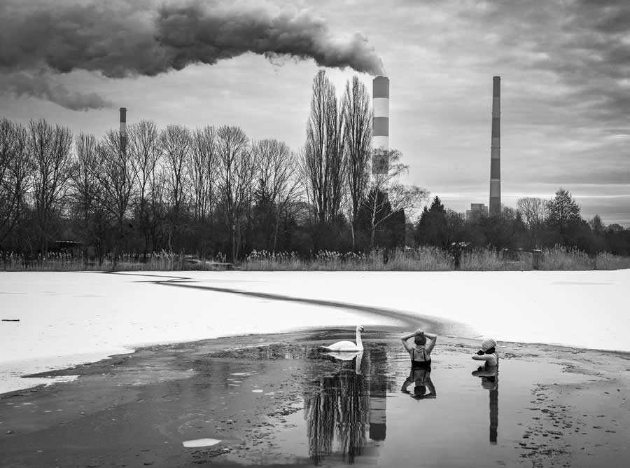 Black and White Photos from the 2025 reFocus Photography Awards