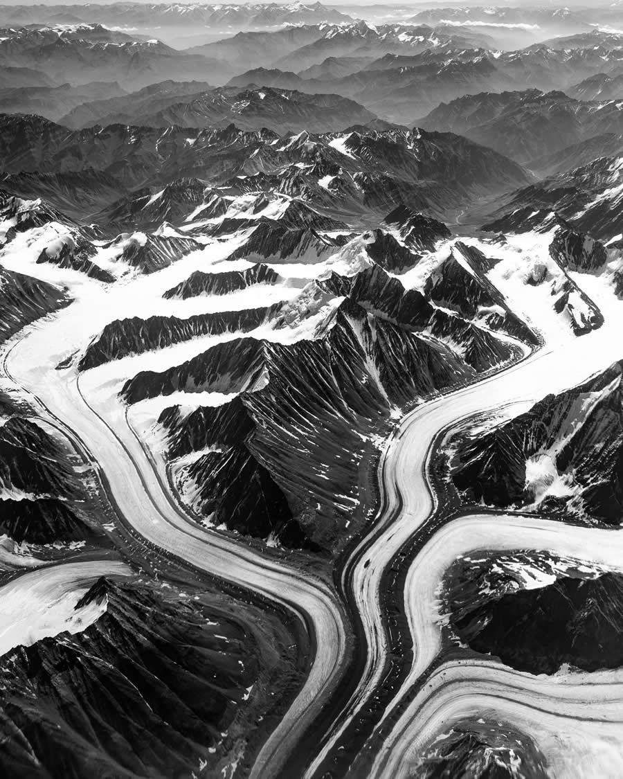 Black and White Photos from the 2025 reFocus Photography Awards