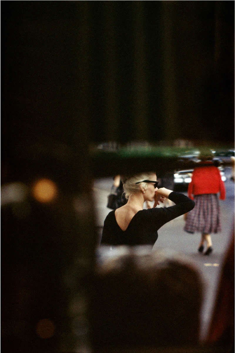 Master Color Street Photographer Saul Leiter