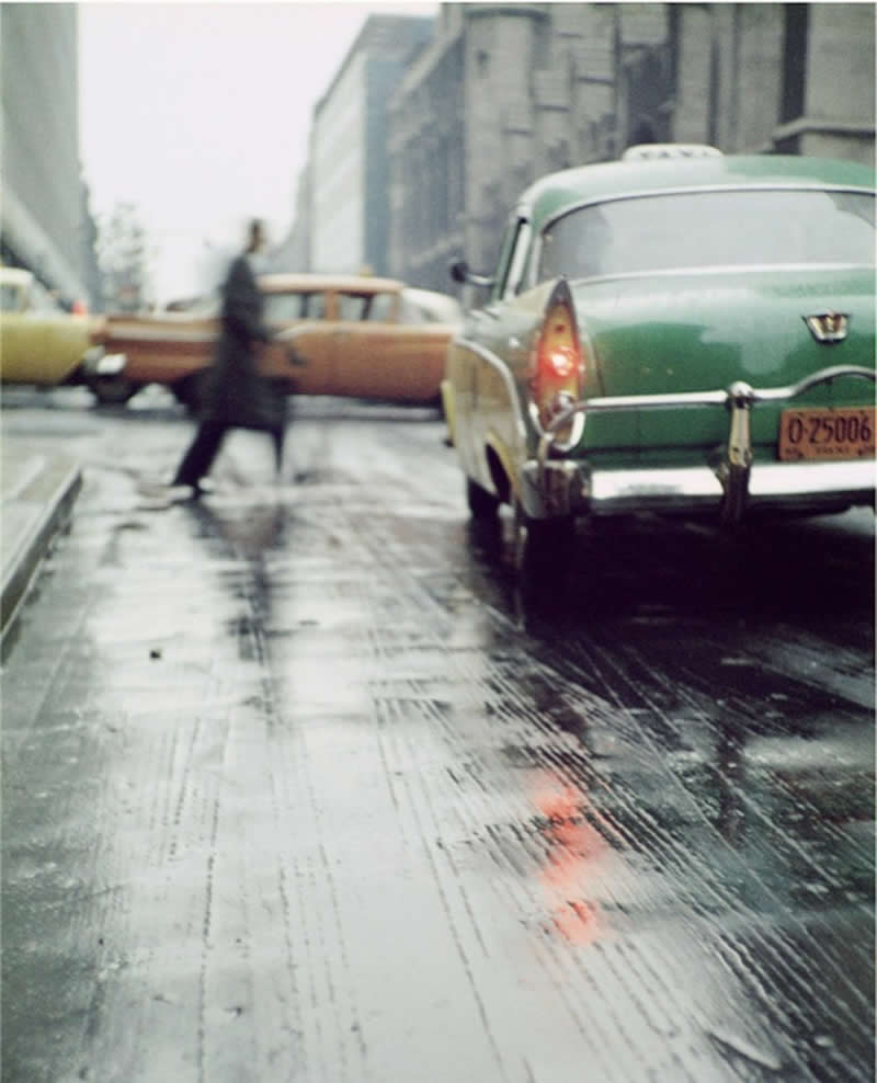 Master Color Street Photographer Saul Leiter