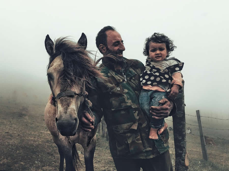 Soulful Portraits of Iranian People by Hojjat Hamidi