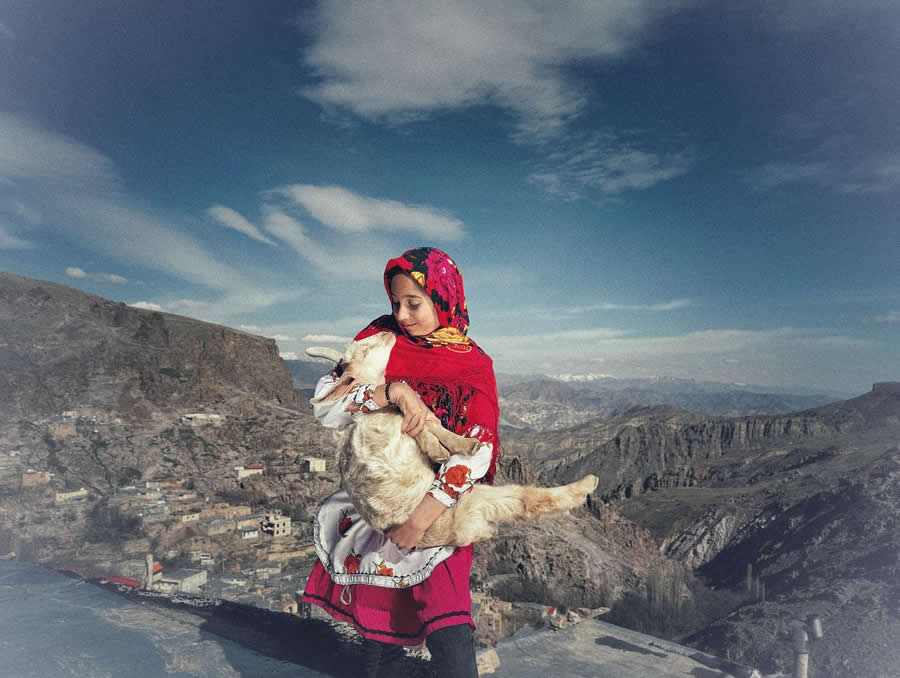 Soulful Portraits of Iranian People by Hojjat Hamidi