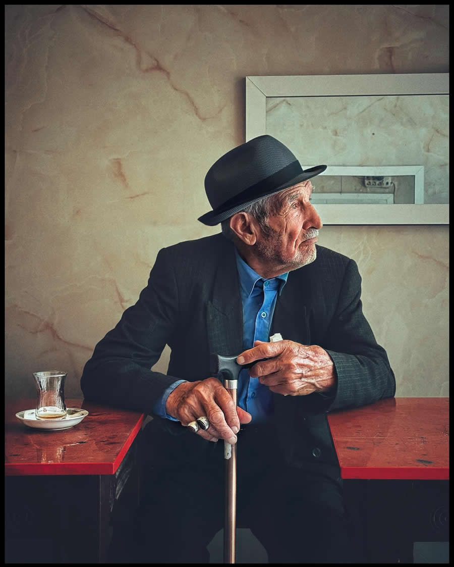 Soulful Portraits of Iranian People by Hojjat Hamidi