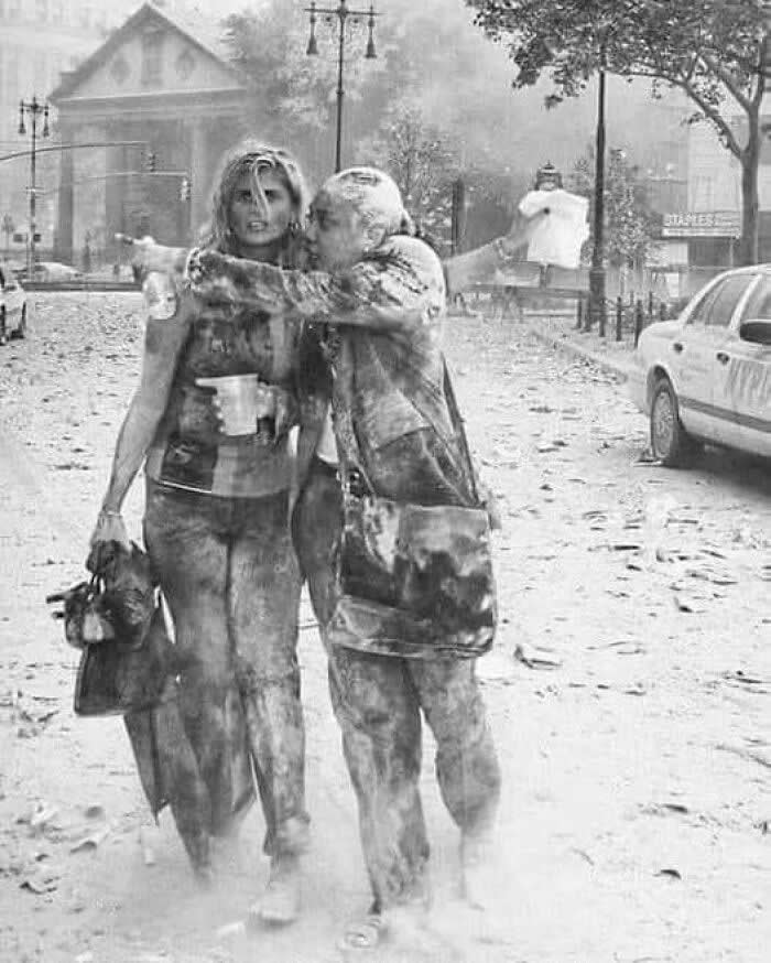 Photos That Reveal the Untold and Unseen Side of History