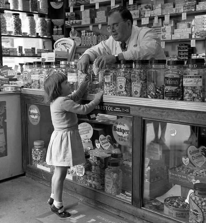 Photos That Reveal the Untold and Unseen Side of History