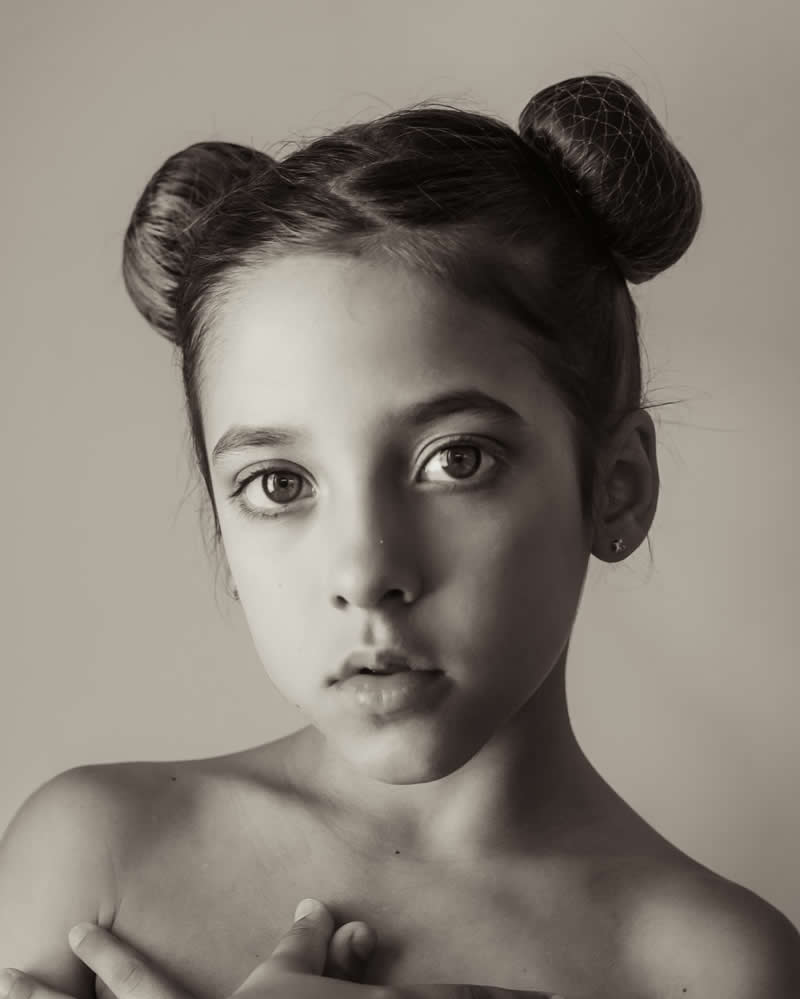 Poignant Portraits by Nichola Doro That Capture Family and Emotion