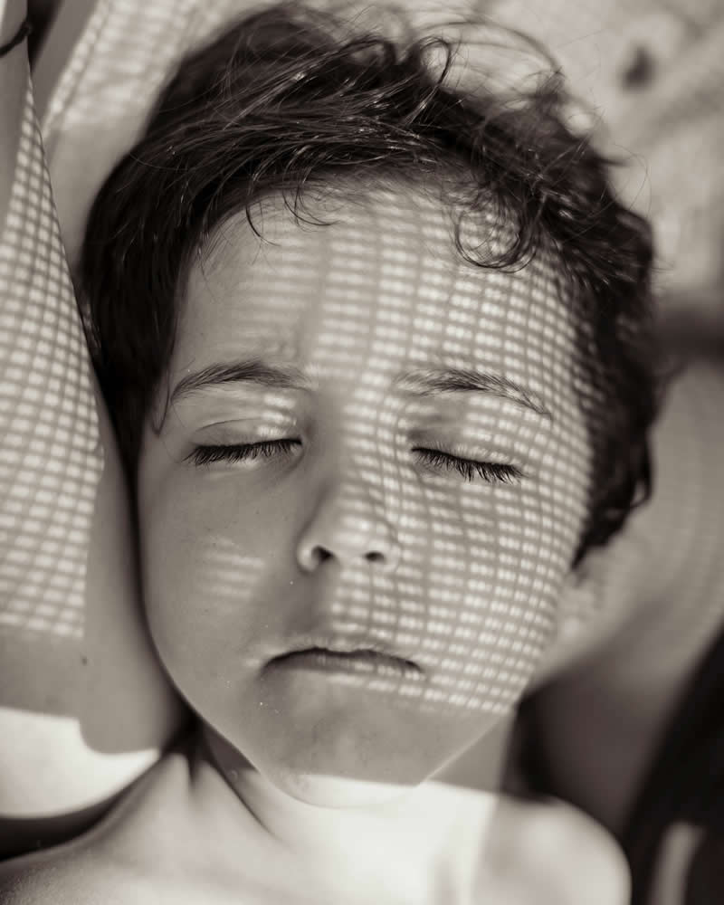 Poignant Portraits by Nichola Doro That Capture Family and Emotion