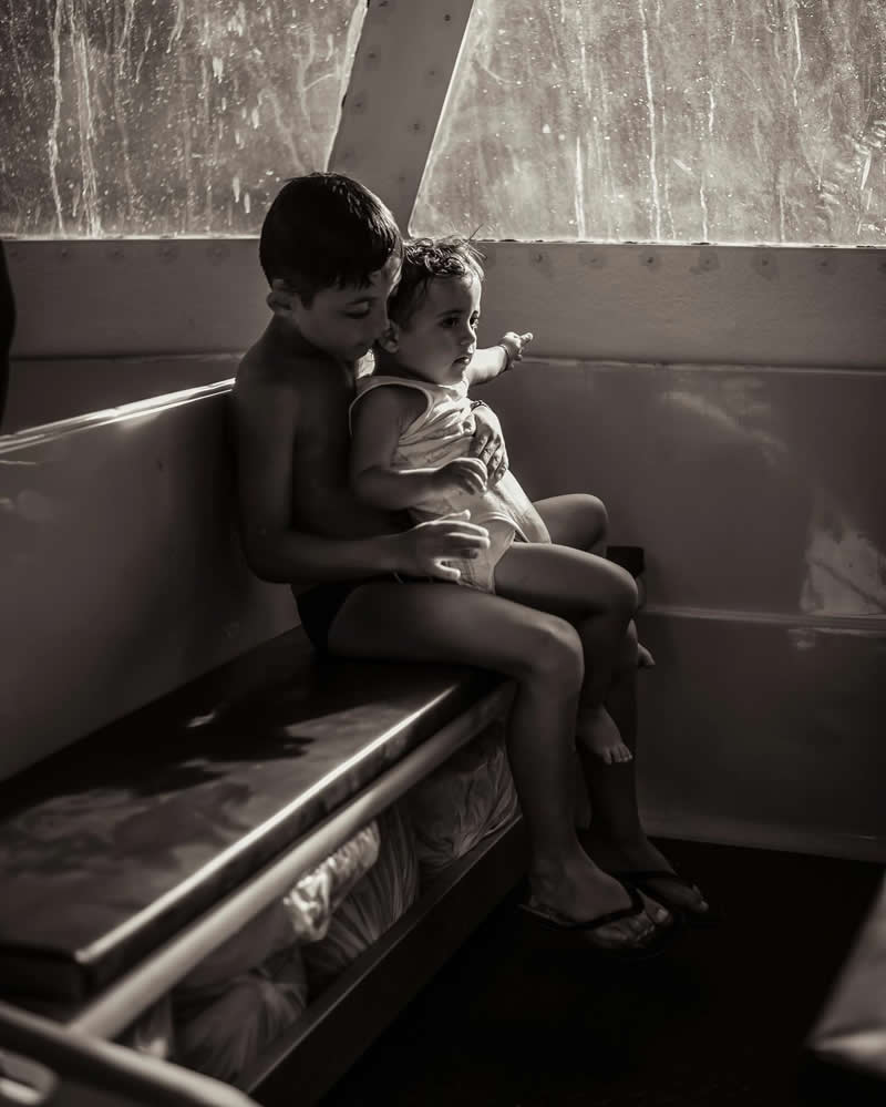Poignant Portraits by Nichola Doro That Capture Family and Emotion