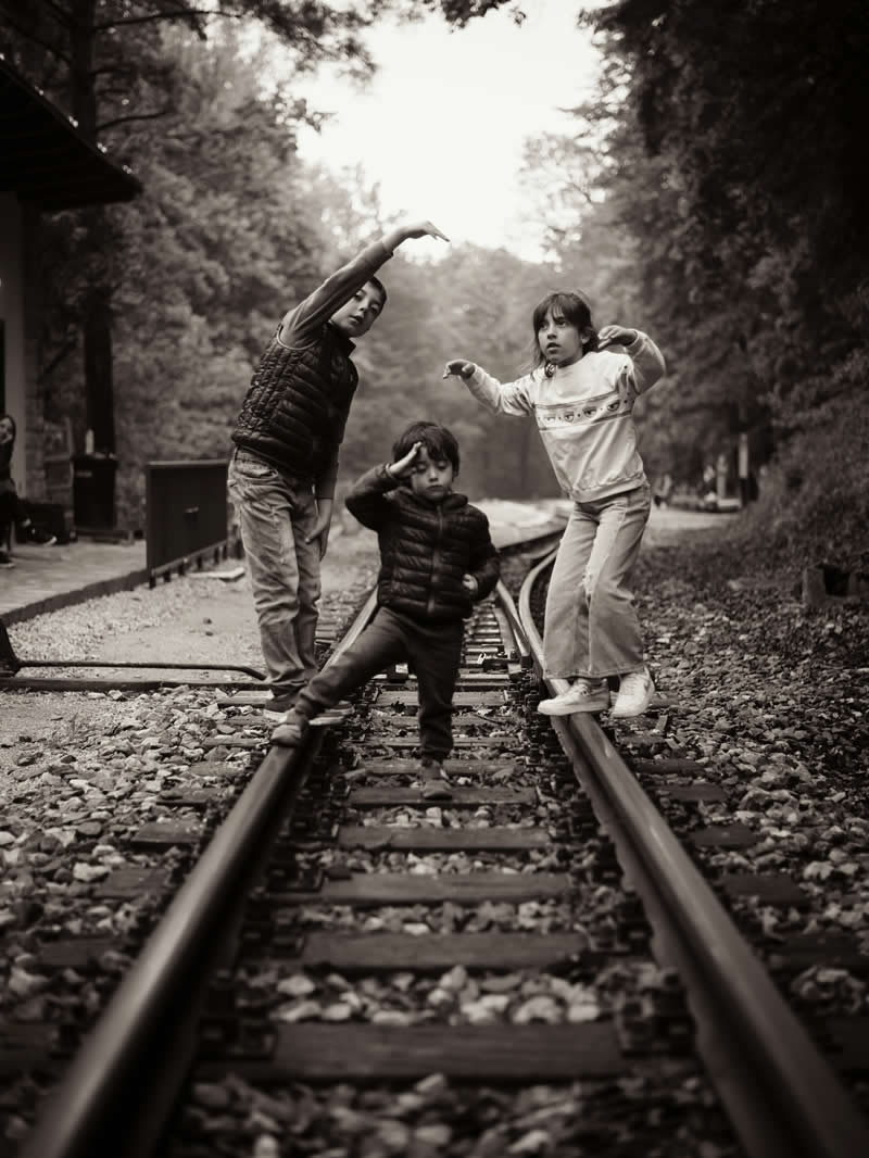 Poignant Portraits by Nichola Doro That Capture Family and Emotion