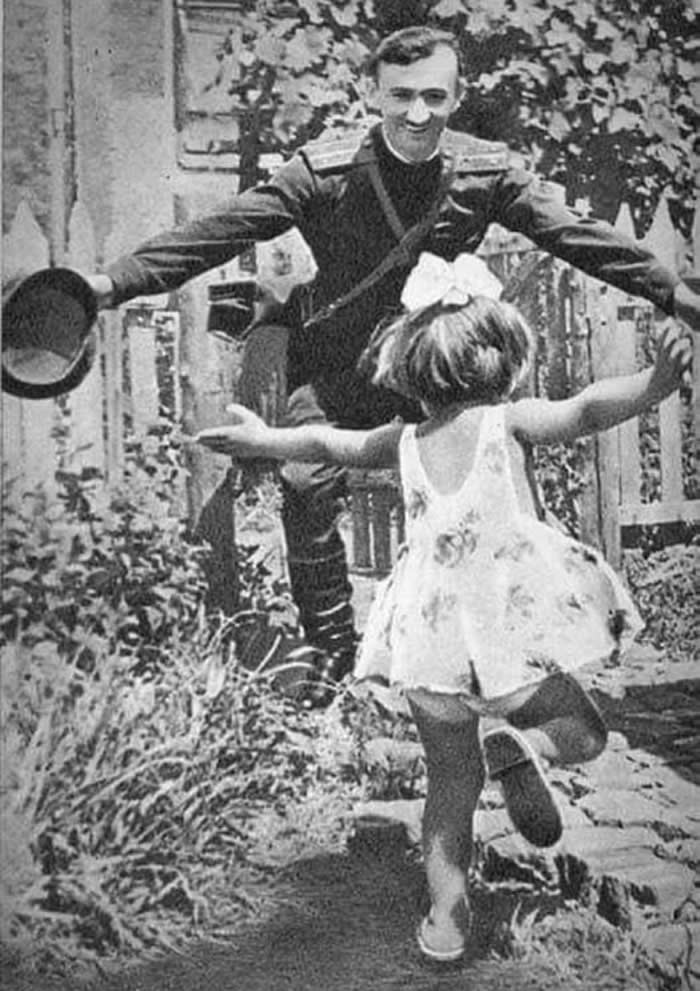 Fascinating Historical Photos That Reveal the Untold Side of the Past