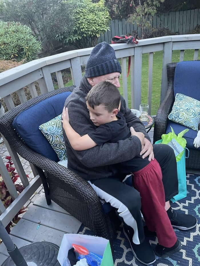 Heartwarming Moments That Will Make You Believe in People Again