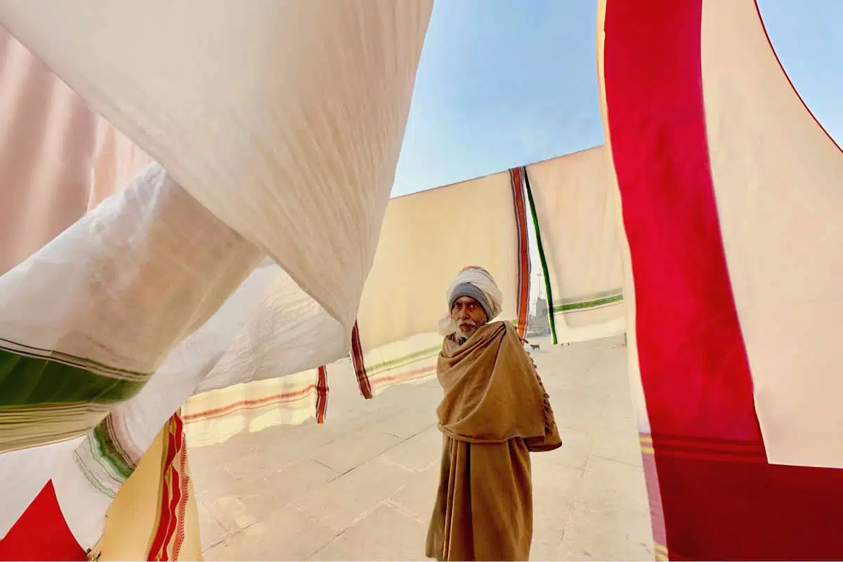 Street Photos Showcasing the Vibrant Spirit of Indian Streets