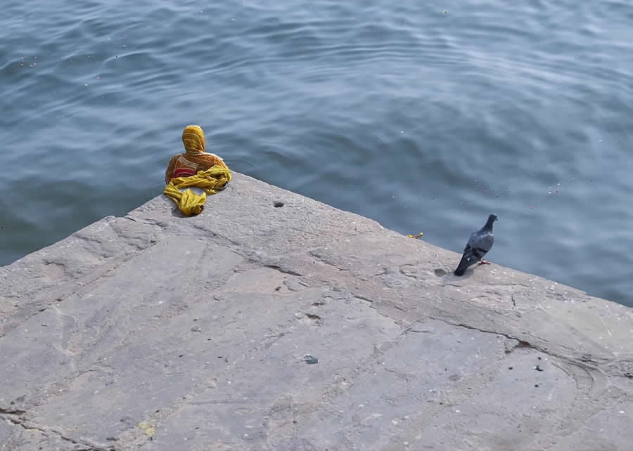 Indian Street Photography by Pranay Pariyar