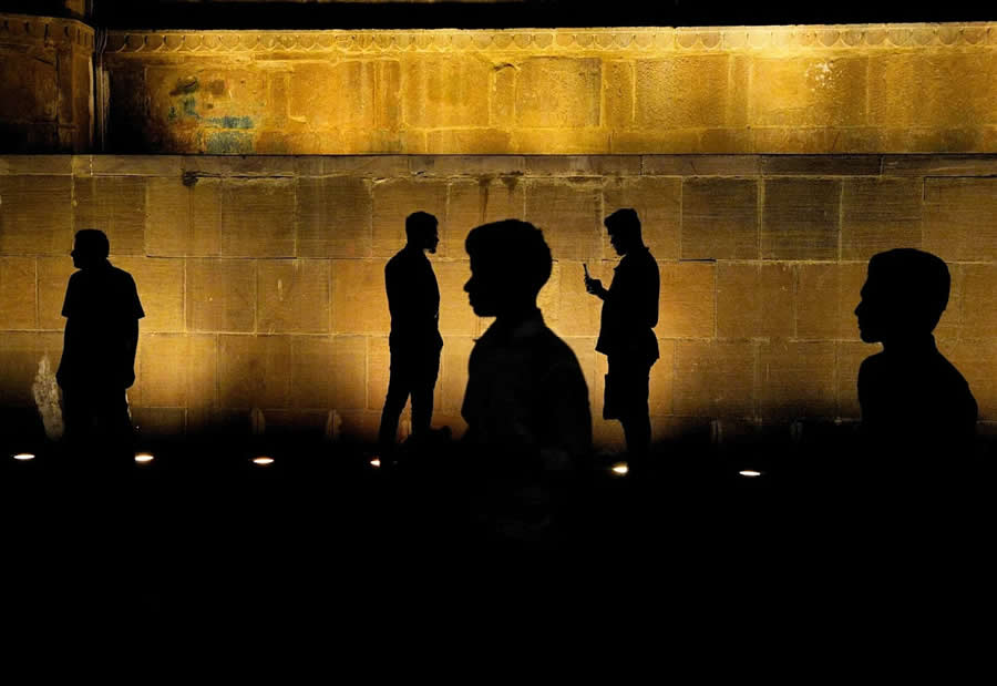 Indian Street Photography by Pranay Pariyar