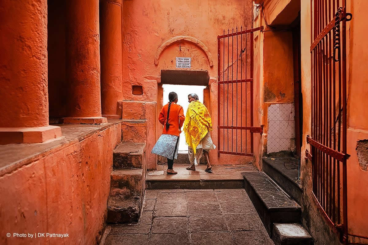 30 Captivating Photos by DK Pattnayak That Reveal the Magic of Everyday Life in India
